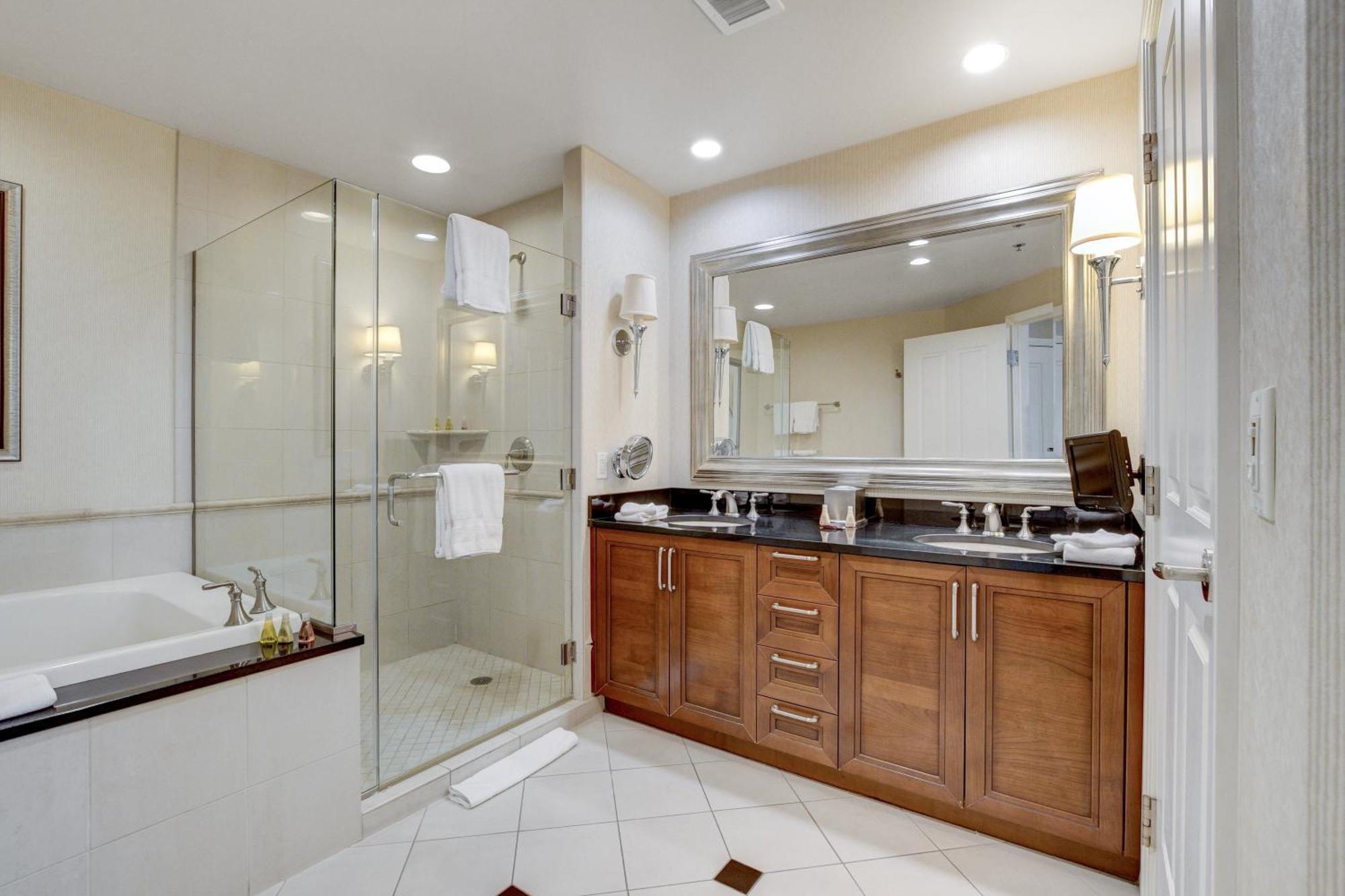 The Fantasy Suite Mgm Signature Pool View Las Vegas Eksteriør billede